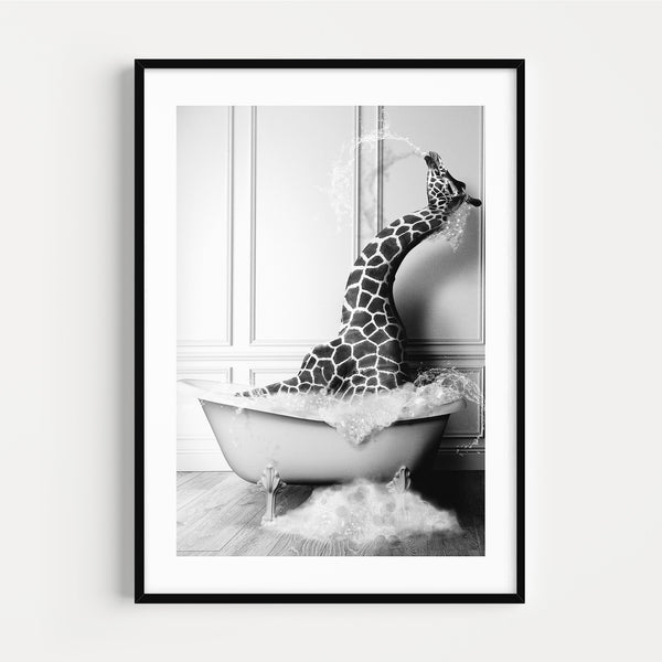 The French Print - Photographie N&B Giraffe in Bubble Bath